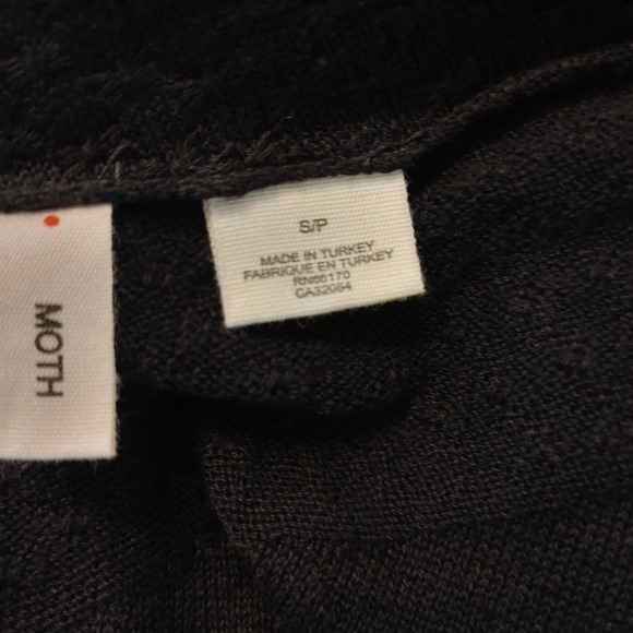 ANTHROPOLOGIE MOTH ASYMETRICAL OFF SHOULDER SWEATER, BLACK S - Picture 7 of 9